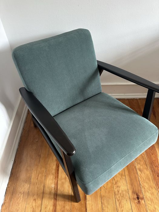 Poltrona Ikea EKENASET azul turquesa