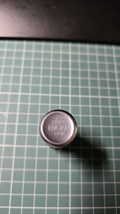 Продам б/у кнопку старт стоп