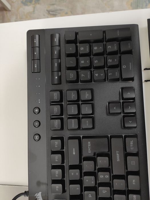 Conjunto Teclado e rato Corsair - Corsair K55 RGB PRO + Corsair Harpo