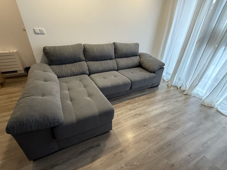 Sofa para venda, com 1 ano de uso