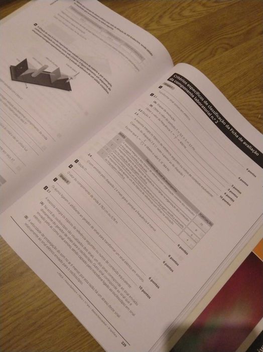 Guia de Recursos do Professor (Educateca) - + Física 11