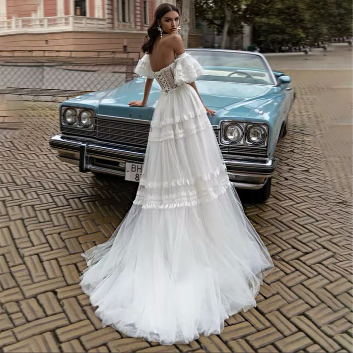 Прокат весільної сукні