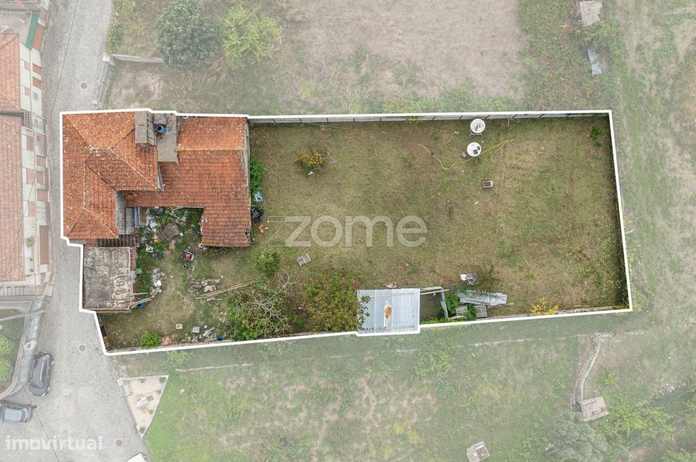 Moradia Independente com projeto aprovado para Venda em Coronado