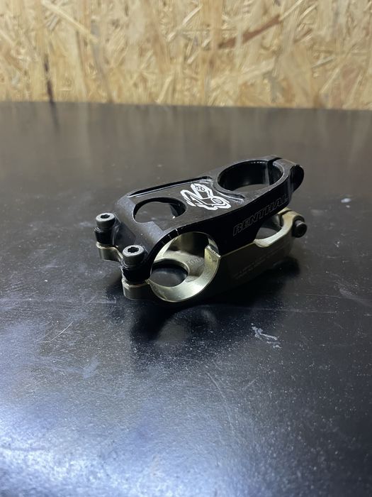 Mostek Renthal STRATA DUO Pionki •