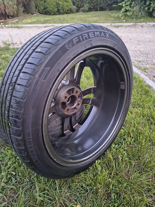 Renault Koła alufelgi 18" 225x45 jak nowe