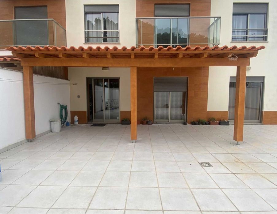 Telheiros em madeira - Madeira&Conforto - tlh.1g.19