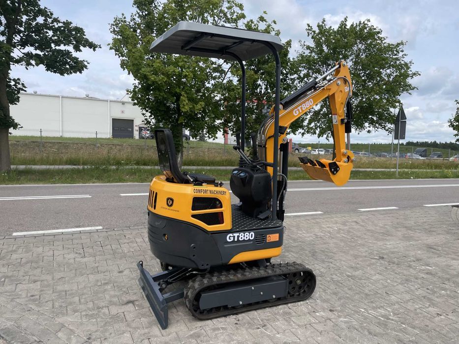 Gąsienicowa minikoparka GT880 Comfort Machinery, silnik KOOP Gunter Grossmann