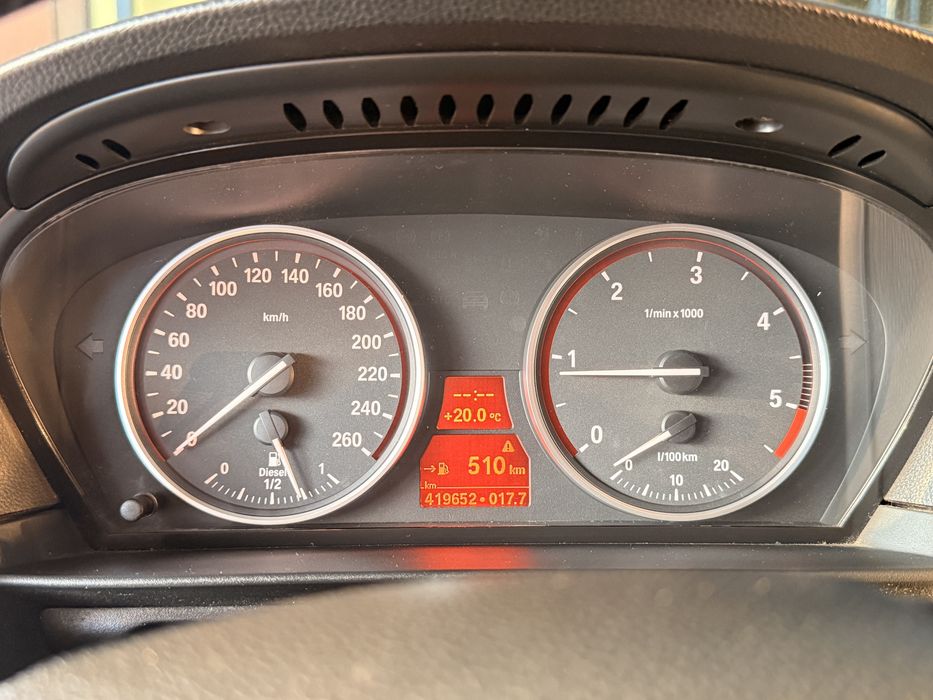 Продам BMW E60 520d  торг