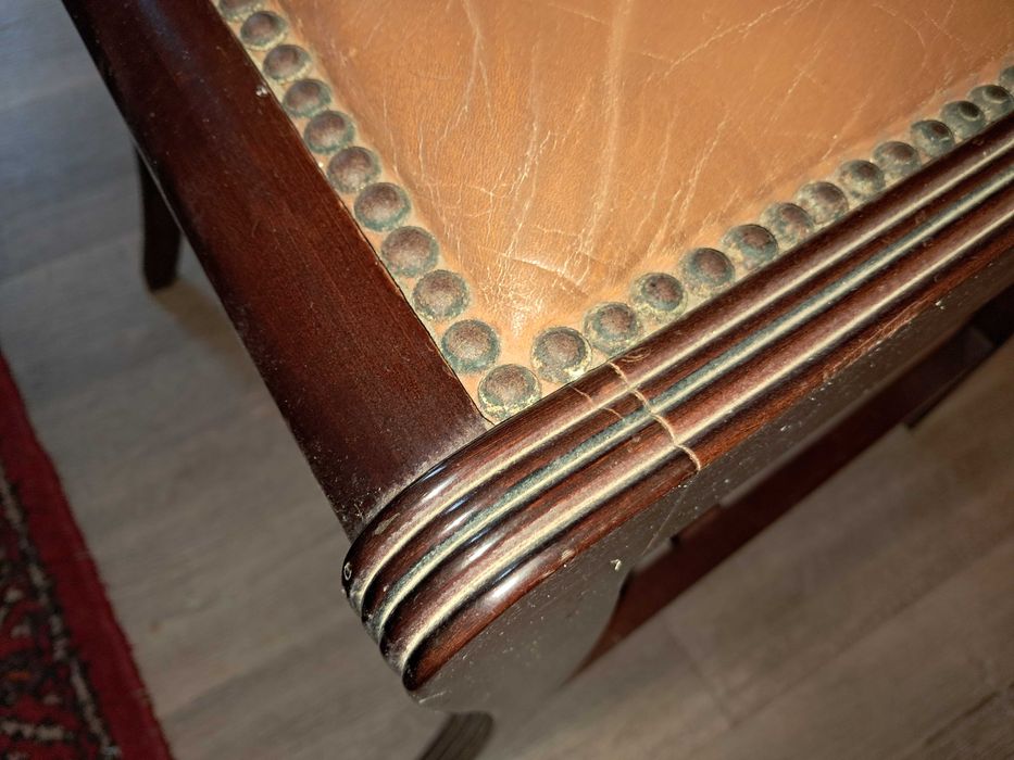 Mesa de jantar com 4 cadeiras