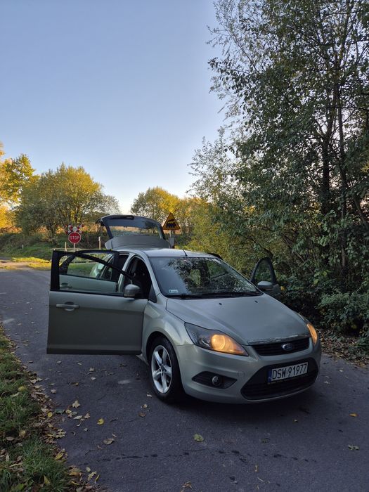Ford Focus 1.6 benzyna