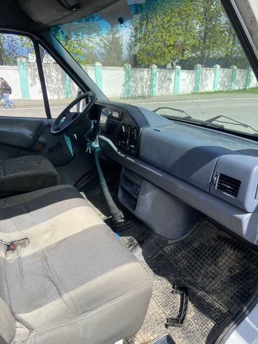 Mercedes-Benz Sprinter спрінтер 412