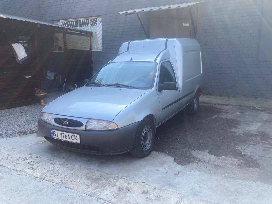 Продам Ford курьер