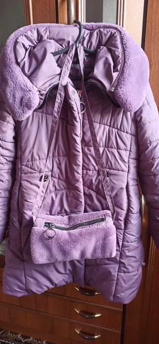 Зимова куртка для дівчинки