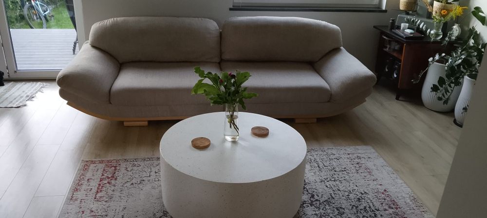 Sofa , kanapa beżowa. Ogłoszenie aktualne. Nie pytaj!