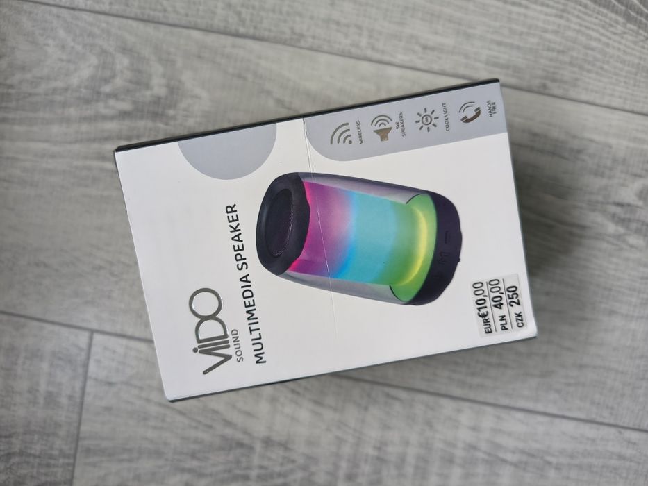 Głośnik Bluetooth,radio,lampka.Usb,Aux-jack.