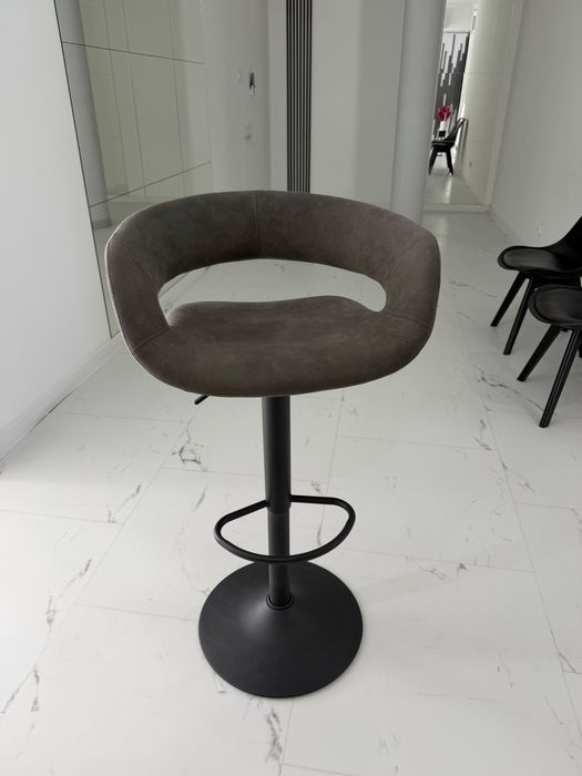 Krzesło hoker szary