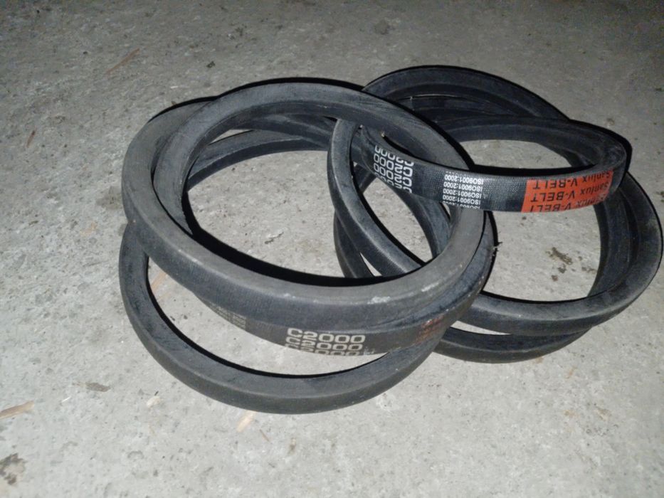 Ремні с 2000 нові