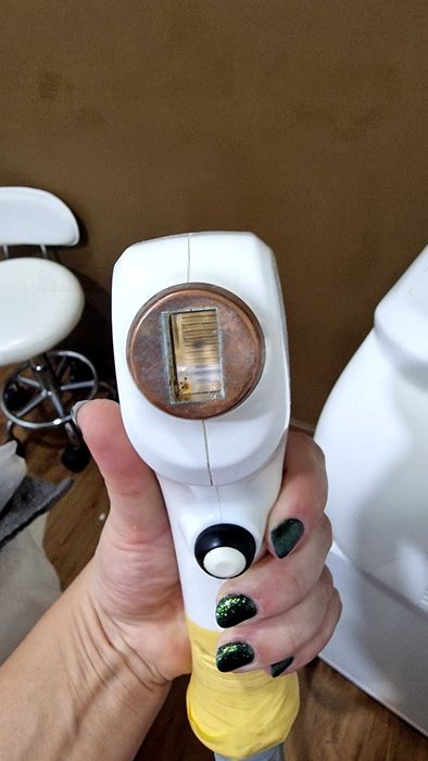 Máquina de laser
