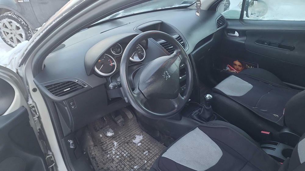 Sprzedam Peugeot 207 1.6Hdi