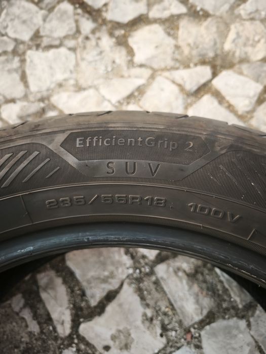 Pneus Goodyear 235-55-18