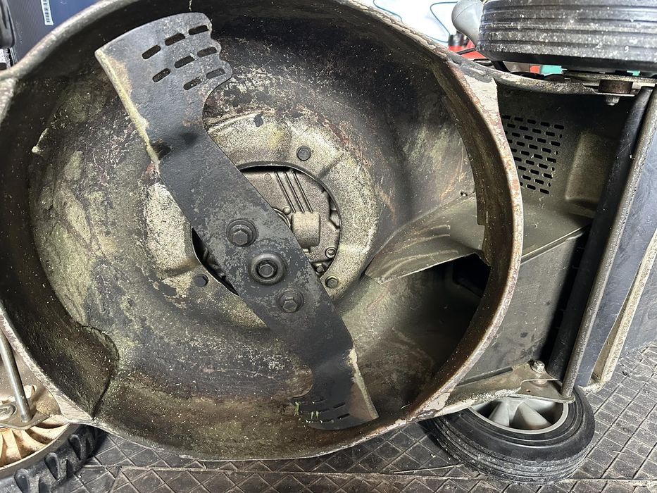 Газонокосилка Хонда