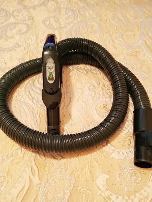 Шланг для пилососа.