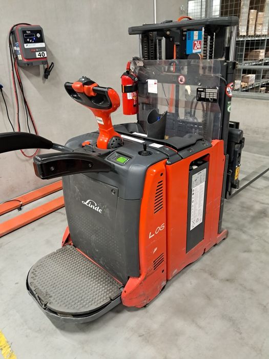 Wózek widłowy elektryczny Linde LO6 2013  rok