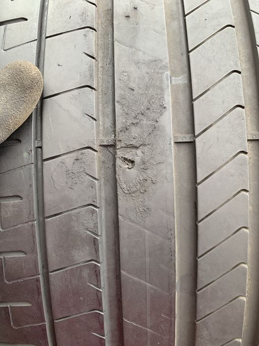 285/40R20 Pirelli 2023рік (2шт)