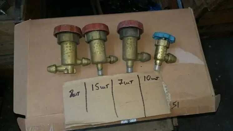 Продам по ціні лома латуні -40шт. нові клапана фреон, хладон, -35,5 кг