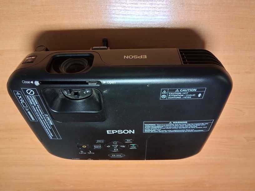 Projector EPSON EB-X02