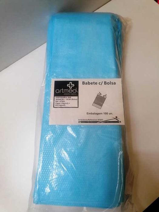 Babetes descartáveis com bolsa