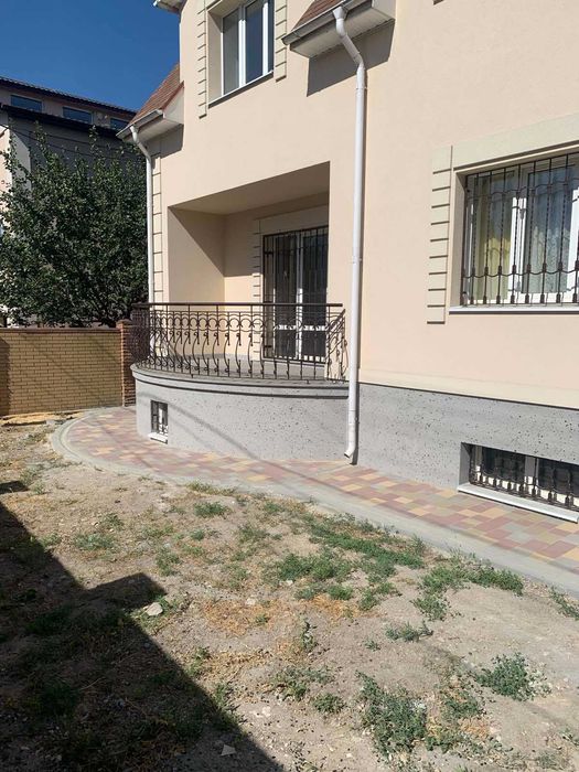 Продам Будинок в районы ж/м Тополь, с. Дослідне.