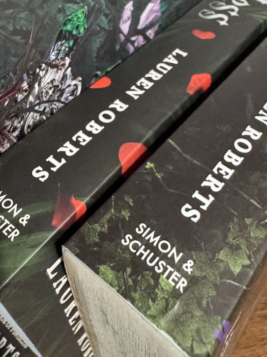 Трилогія книг «Powerless»