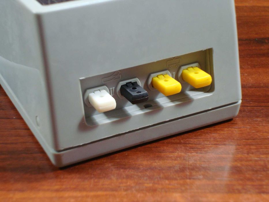 Klein Model Railroad - Transformer with Speed Controller64310000074882123