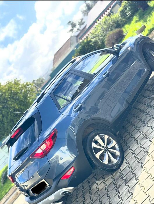 Kia Stonic 2023 apenas 35mil km( com Garantia)