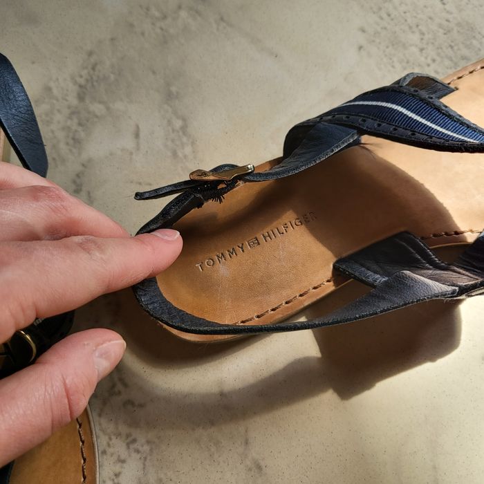 Japonki Tommy Hilfiger, r. 39