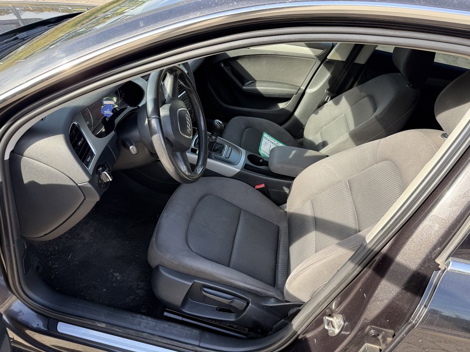 Audi A4 B8 1.8 Turbo 180 koni 6 biegow Tempomat Alu 19 z S4 ZAMIANA