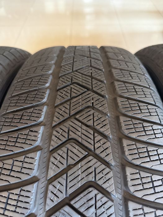 Шини зиові 255/60/20 Pirelli комплект зимових шин 255/60r20 зимние шины