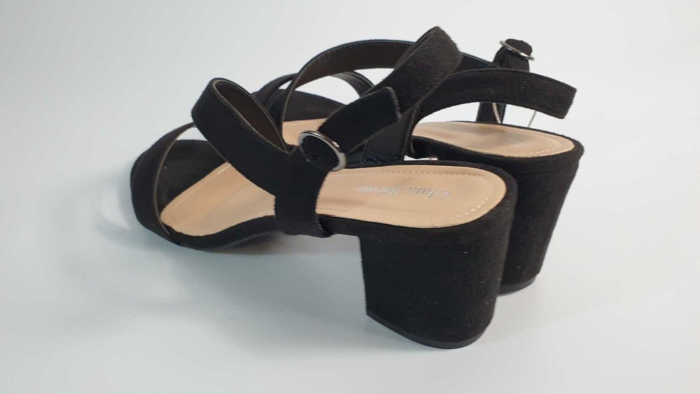 Clara Barson Sandały rozmiar  41