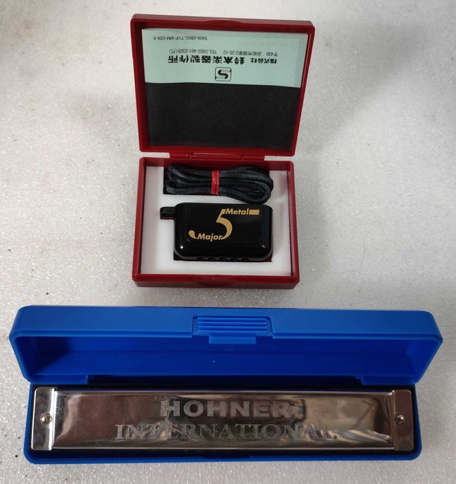 2 Harmónicas - Suzuki e Hohner