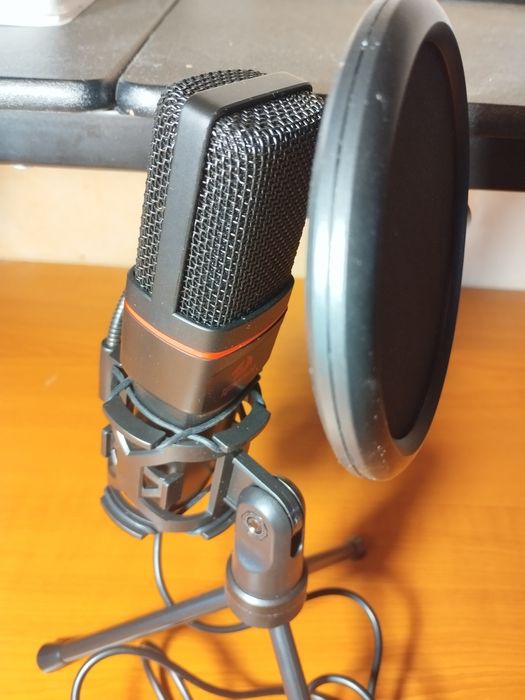 Микрофон REDRAGON Seyfert GM100! В хорошем состоянии!