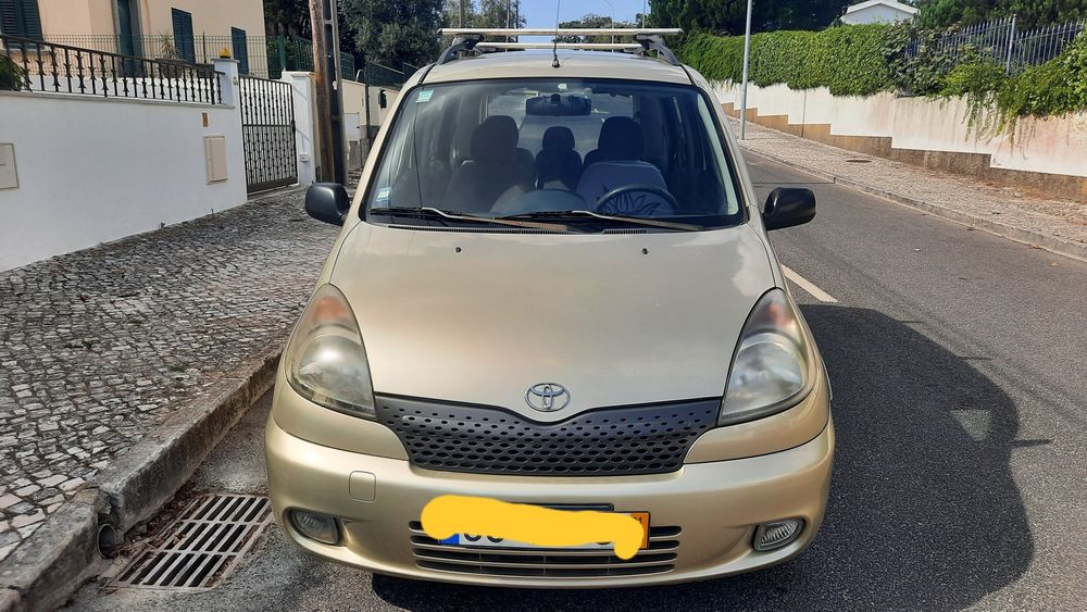 Toyota Yaris Verso