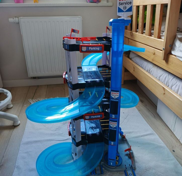 Parking Theo Klein Bosch Service na autka Hot Wheels