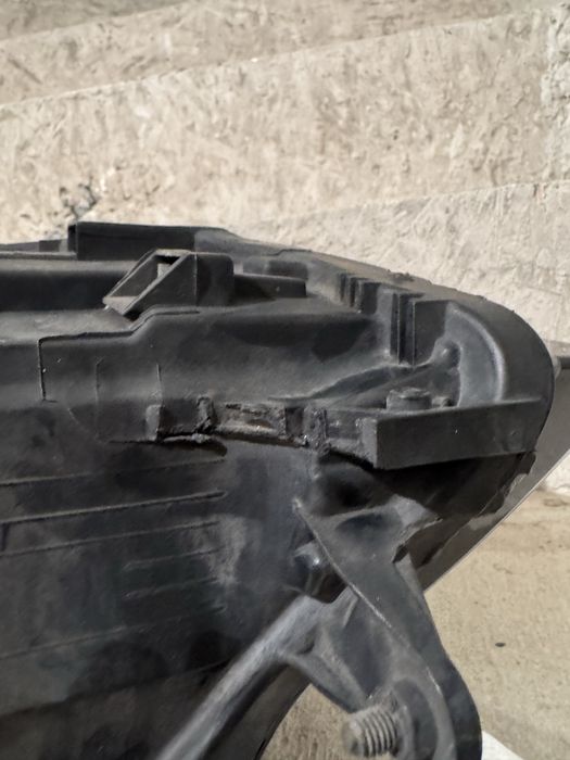 Продам правую фару Golf 7 full xenon afs максимальная