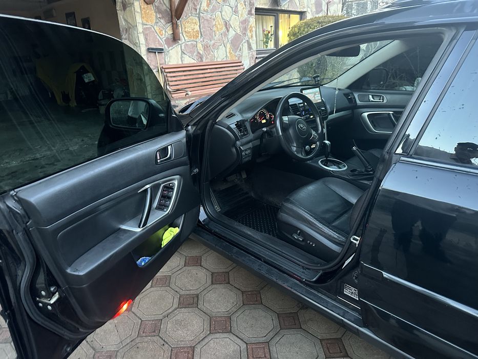 Продам   Subaru  Outback  2008 р.  2,5  газ/бензин
