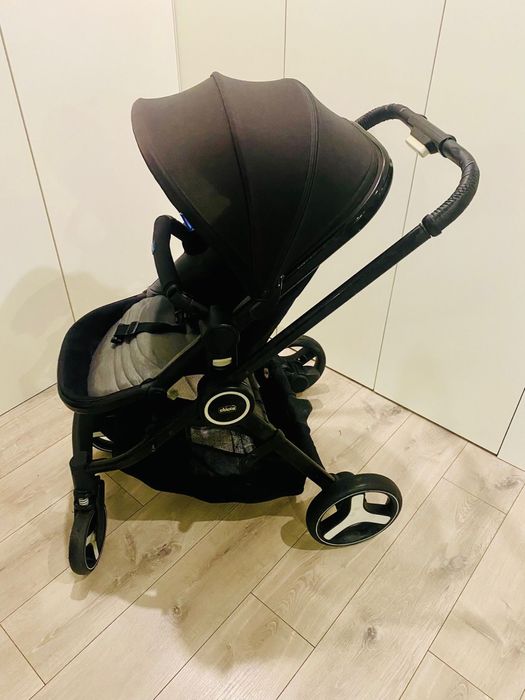 Carrinho de bebé Chicco Trio