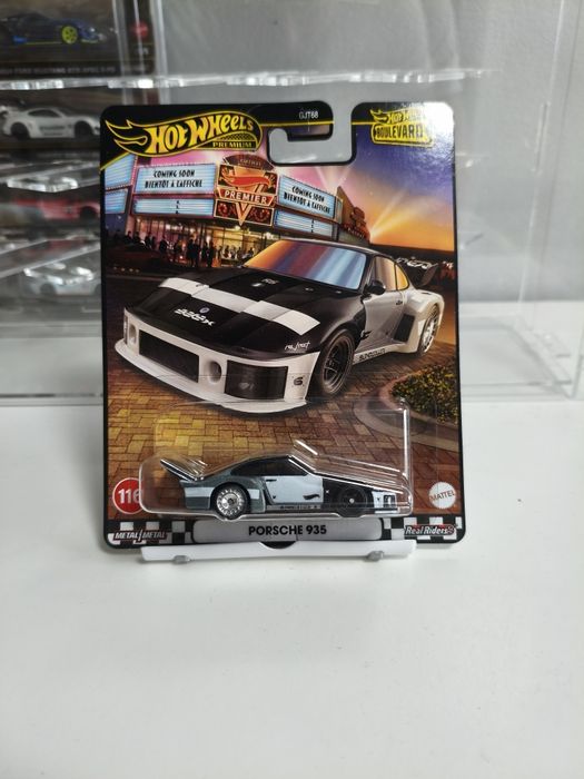 Porsche 935 Hot Wheels Premium Boulevard