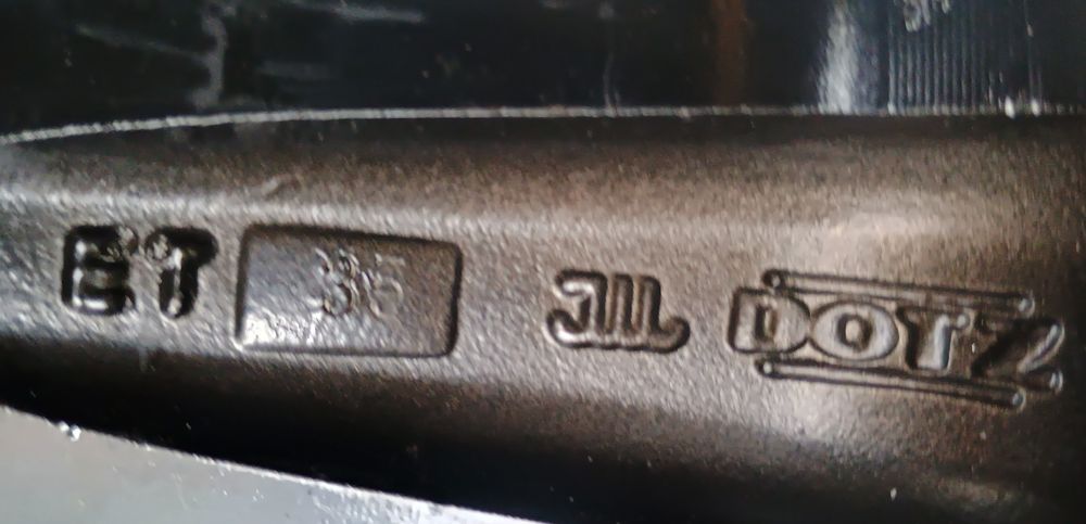 R17, 5*120 (D17), 8", ET35 Amarok. BMW. Т5, Т6.