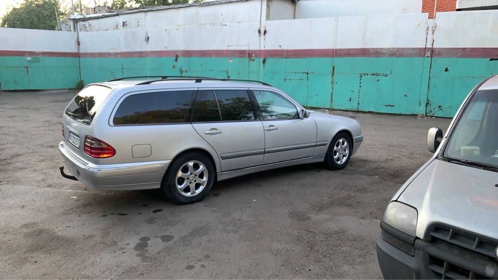 Mercedes-Benz W210 E320 3.2CDI