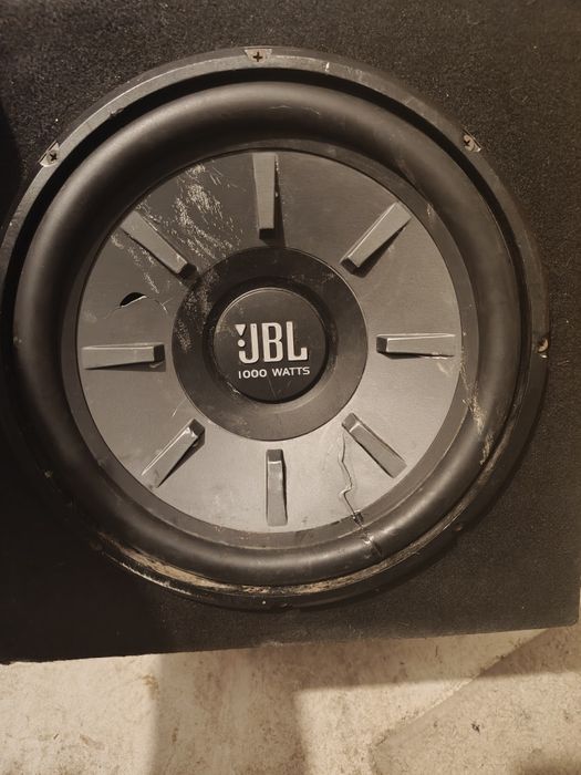 Tuba samochodowa JBL